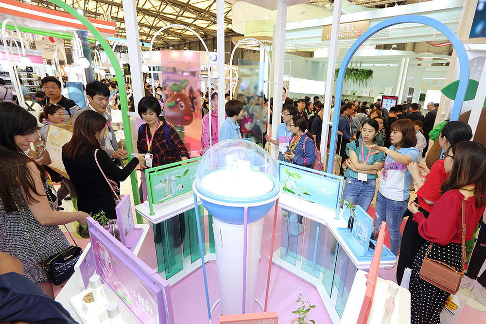 雅芳小鲜籽重磅发布,雅芳小鲜籽系列怎么样