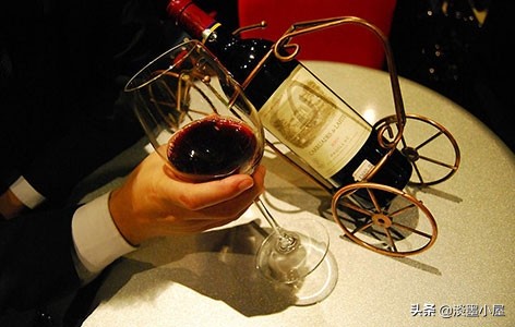 被一瓶红酒毁掉的恋情：红酒常识知多少？