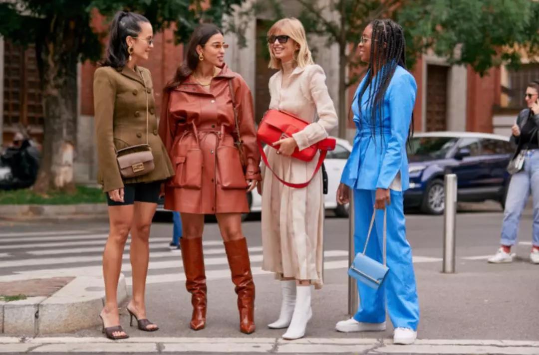 2020年流行什么包包女款,最百搭不过时的包包款式