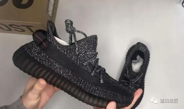 yeezy350黑满天星和黑玛瑙的区别,yeezy350满天星真假对比