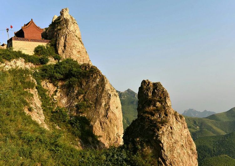 乡村古寺庙,五一家乡山顶寺庙一游