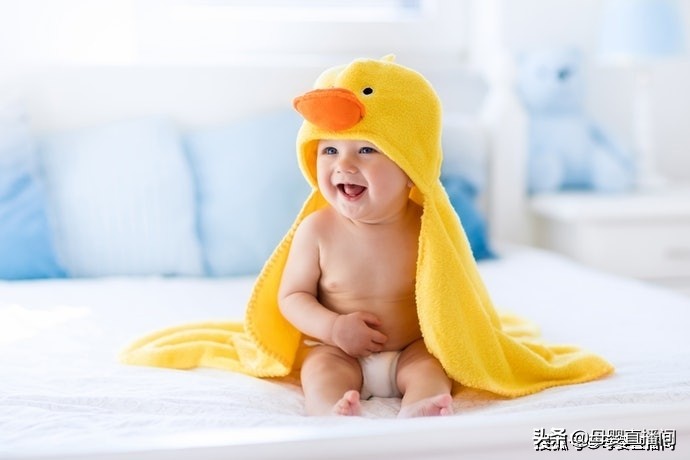 婴儿浴巾用什么材质的比较舒服,婴儿浴巾怎么选材质好用