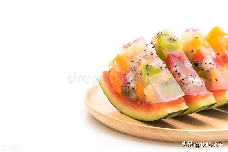 炎炎夏日这些解暑小妙招不容错过,炎热的夏天为了解暑吃什么比较好