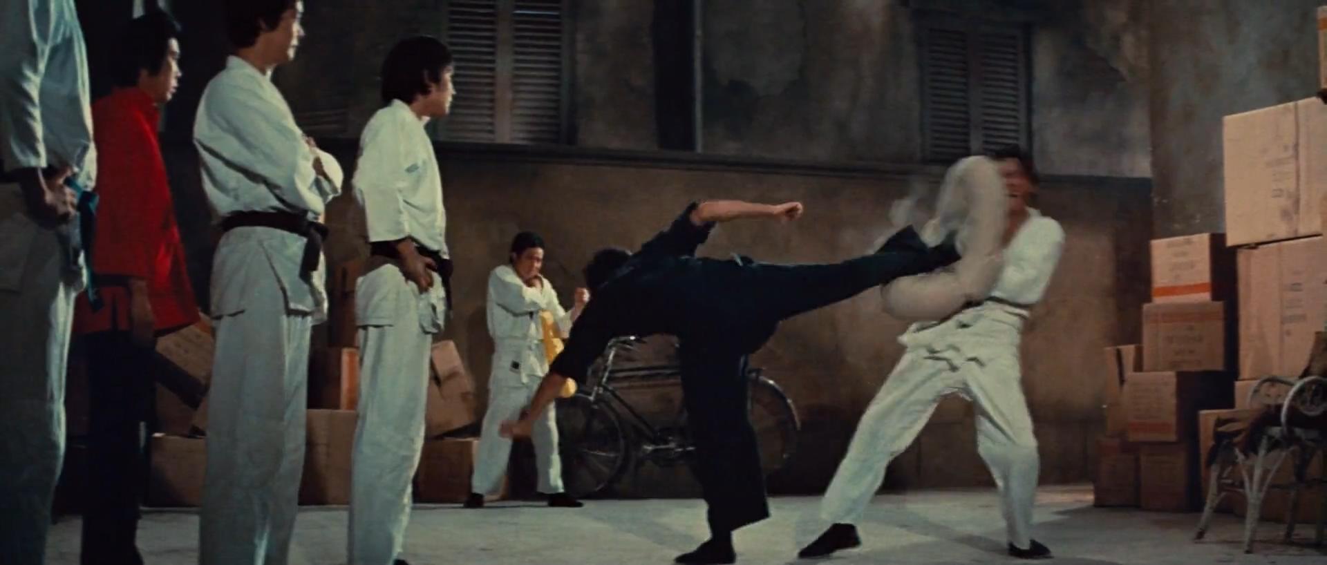 李小龙猛龙过江打斗分析,猛龙过江李小龙武术思想解析