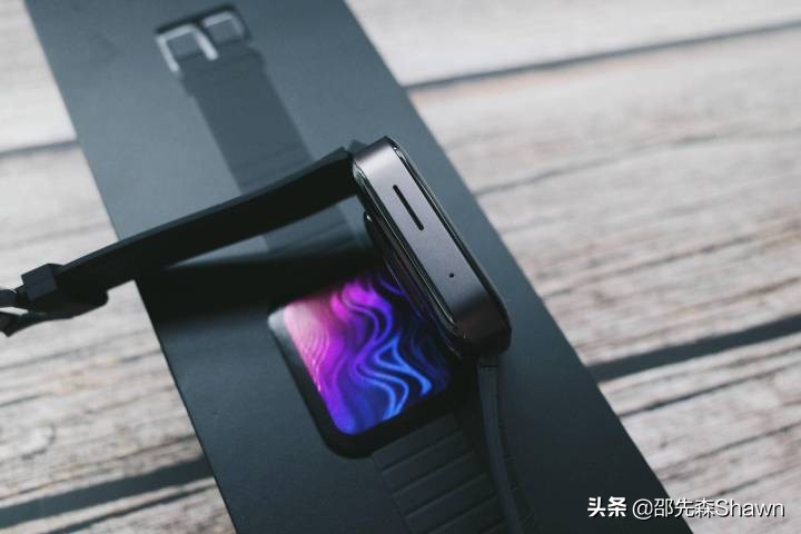 小米儿童手表5x评测视频,小米手表和苹果手表对比评测