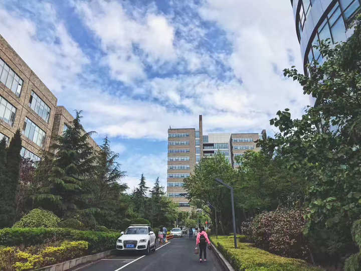 二胎宝妈两次怀孕，没发胖没变丑，工作带娃还旅行，看完不恐孕了