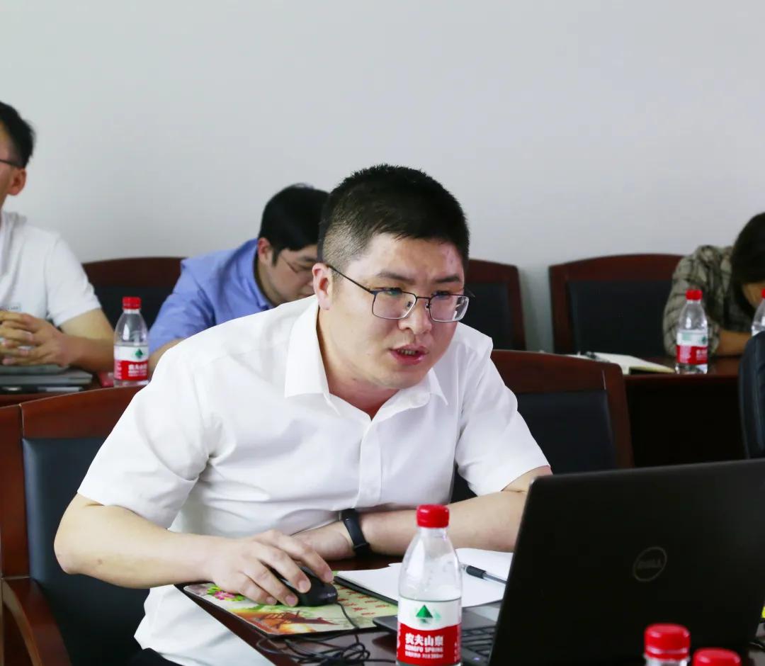 企业特种设备警示教育学习,物资设备管理员廉政谈话