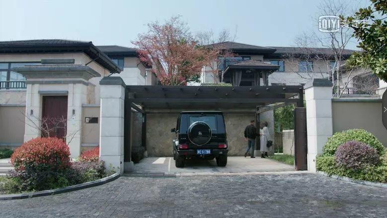 「都挺好」姚晨到底多有钱？我算出来了