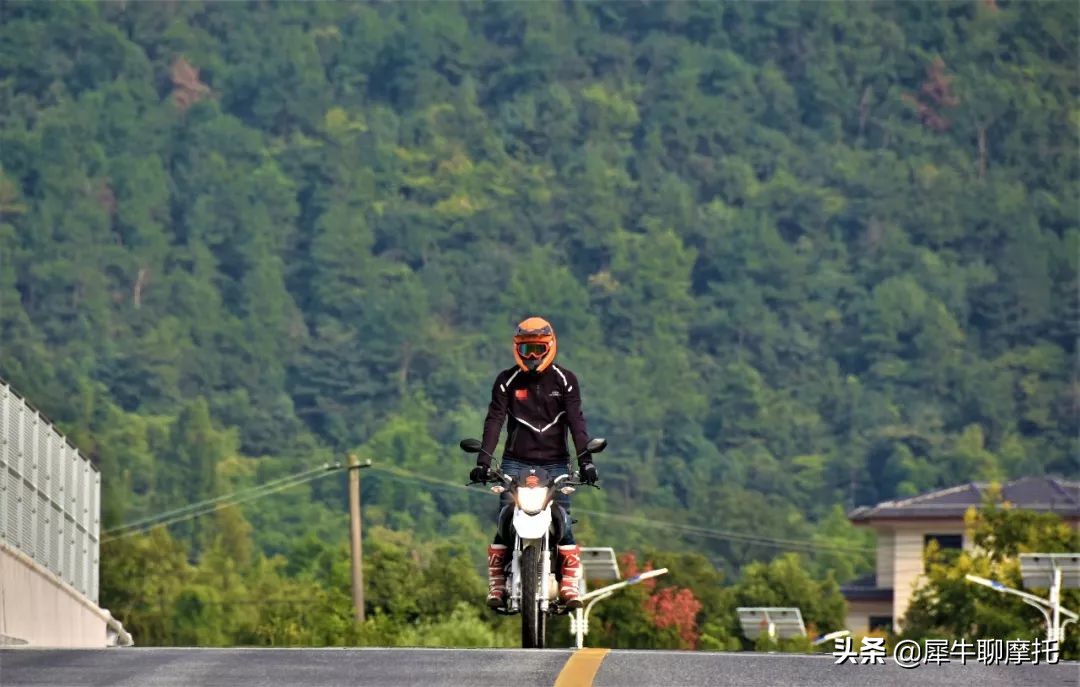 豪爵nk150s越野视频,豪爵nk150s越野摩托车试驾