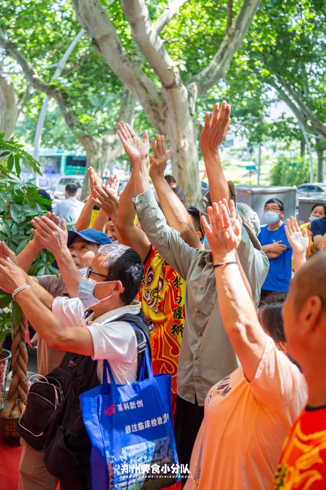 枣木牌烤鸭加盟新政策,枣木牌北京烤鸭新开铺
