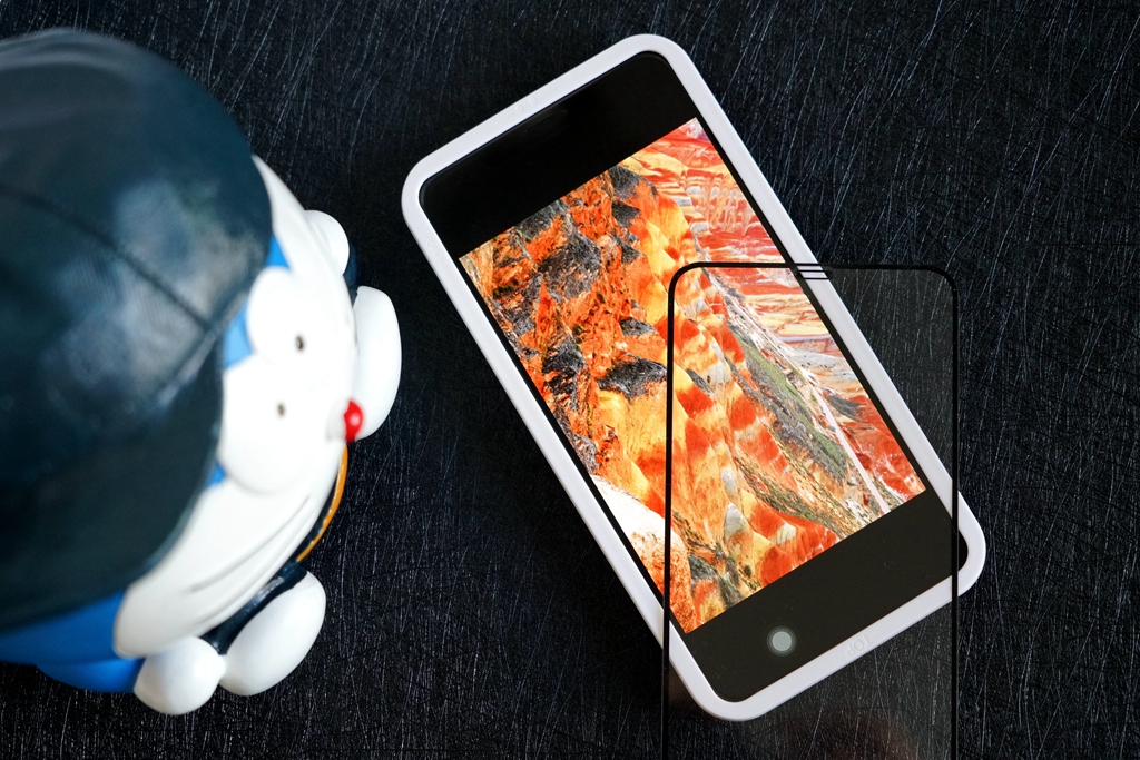 飞智银镜钢化膜测评,飞智高银镜钢化膜