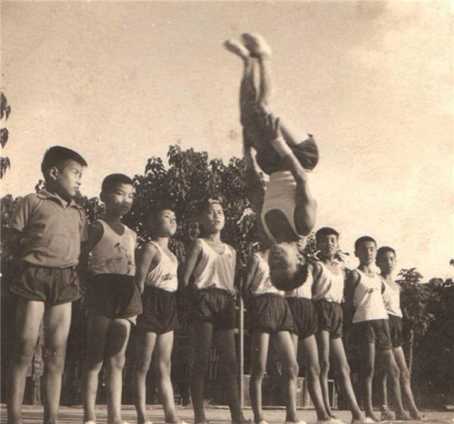 “月亮山”里闯出的冠军梦