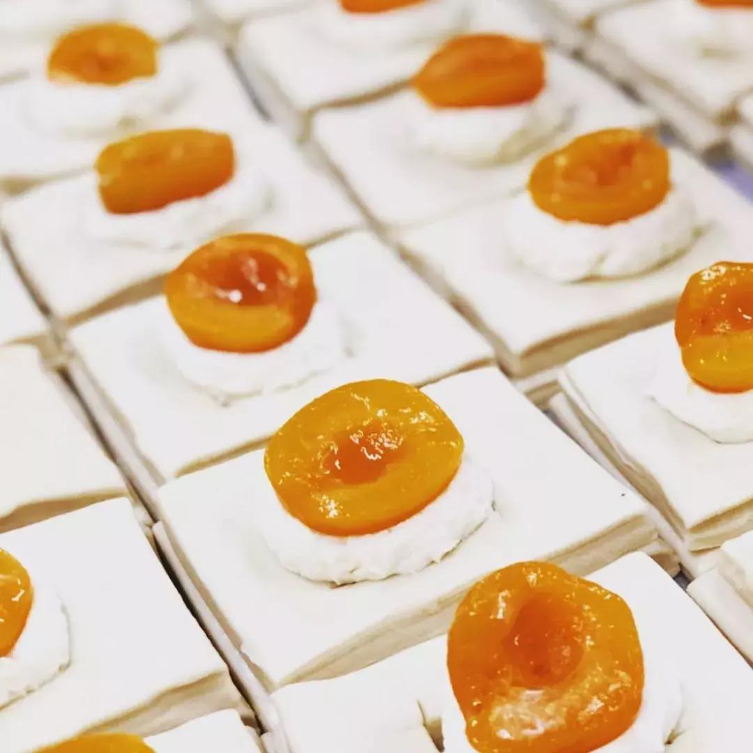 杏是一种什么水果,杏是热带水果么