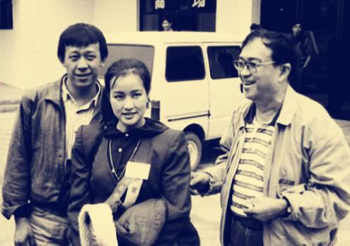 刘晓庆与同母异父妹妹相伴60年,刘晓庆与妹妹相伴60年