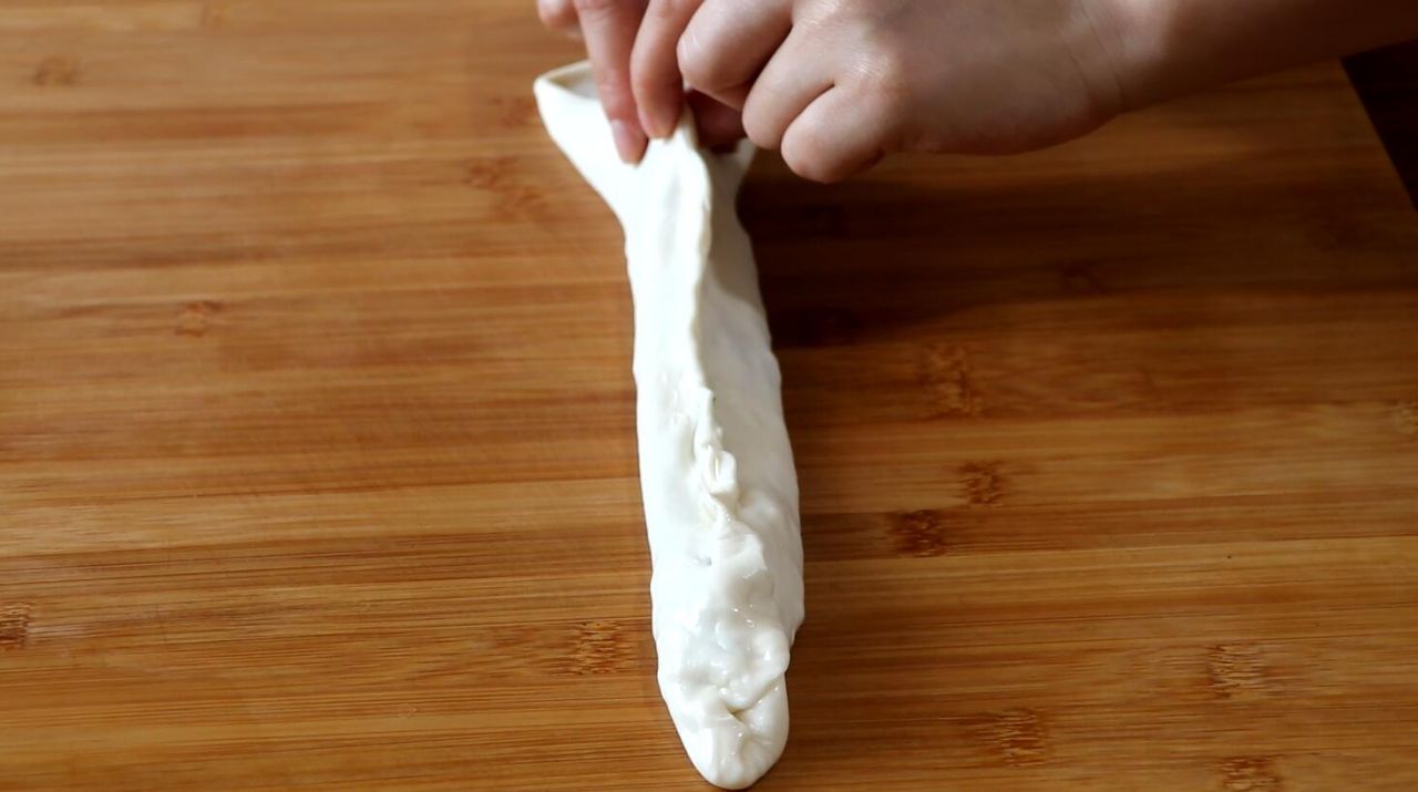 松软韭菜鸡蛋饼的做法,特色韭菜鸡蛋饼的做法