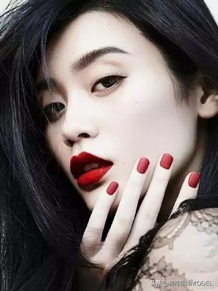 2019全球最性感女性名单出炉，奚梦瑶落选，AA刘雯呆拉肯豆齐上榜