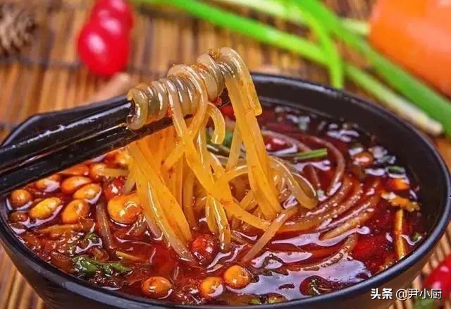 地摊经济火了，推荐13种低风险，高利润的小吃技术，保证月入过万