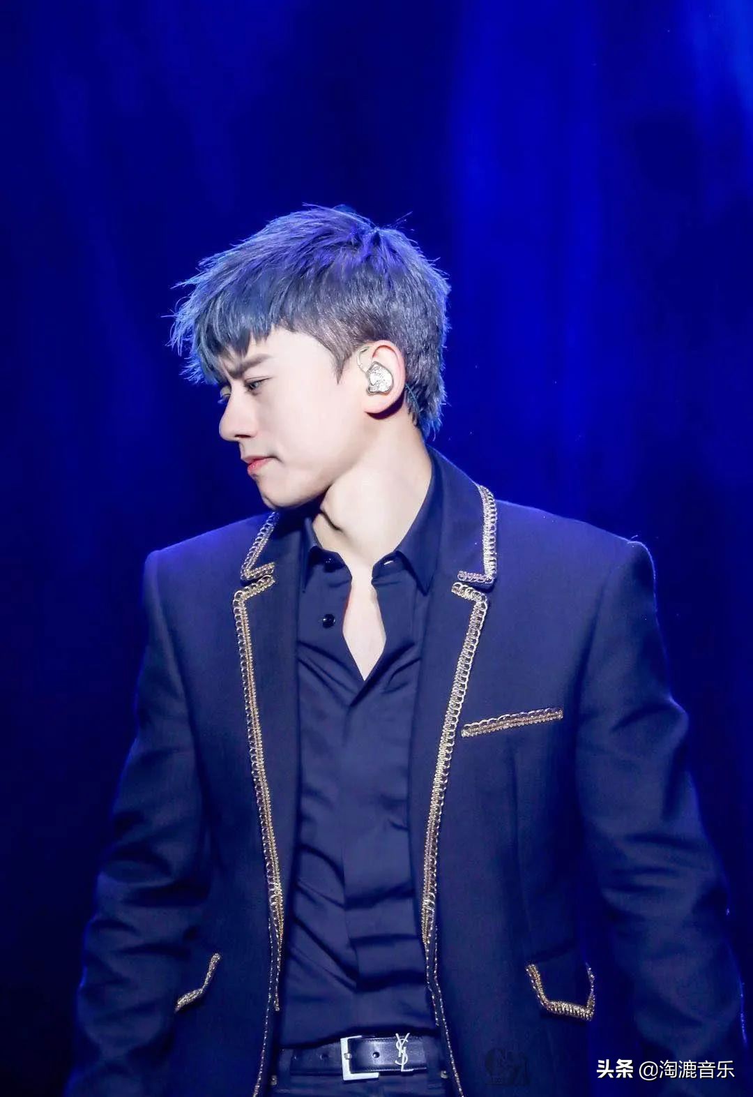 张杰出道16年零绯闻,出道15年的张杰有多强