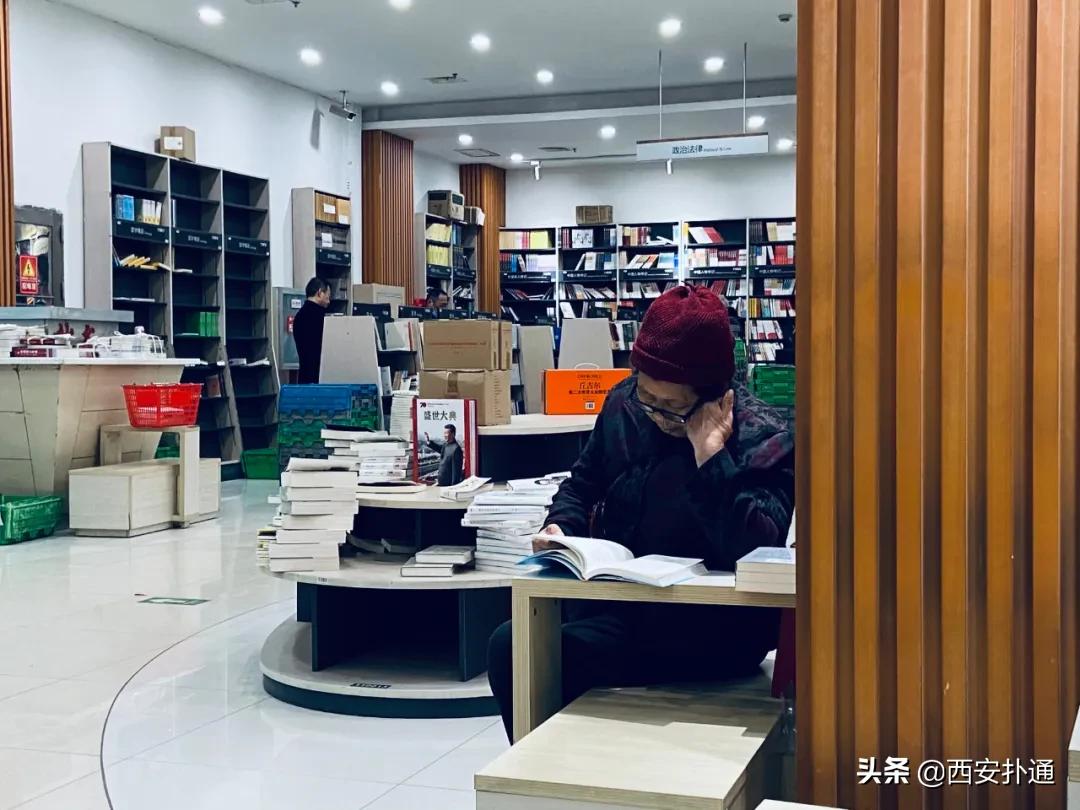 钟楼书店什么时候正常营业,钟楼书店现在开门吗