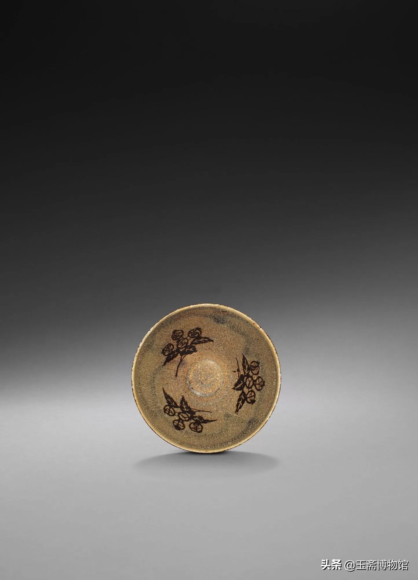 宋代吉州窑顶级瓷器 (宋代哥窑瓷器拍卖纪录)