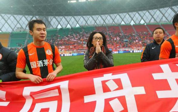 人和放弃保级希望，将创造三个纪录，两地球迷欢呼：终于等到你