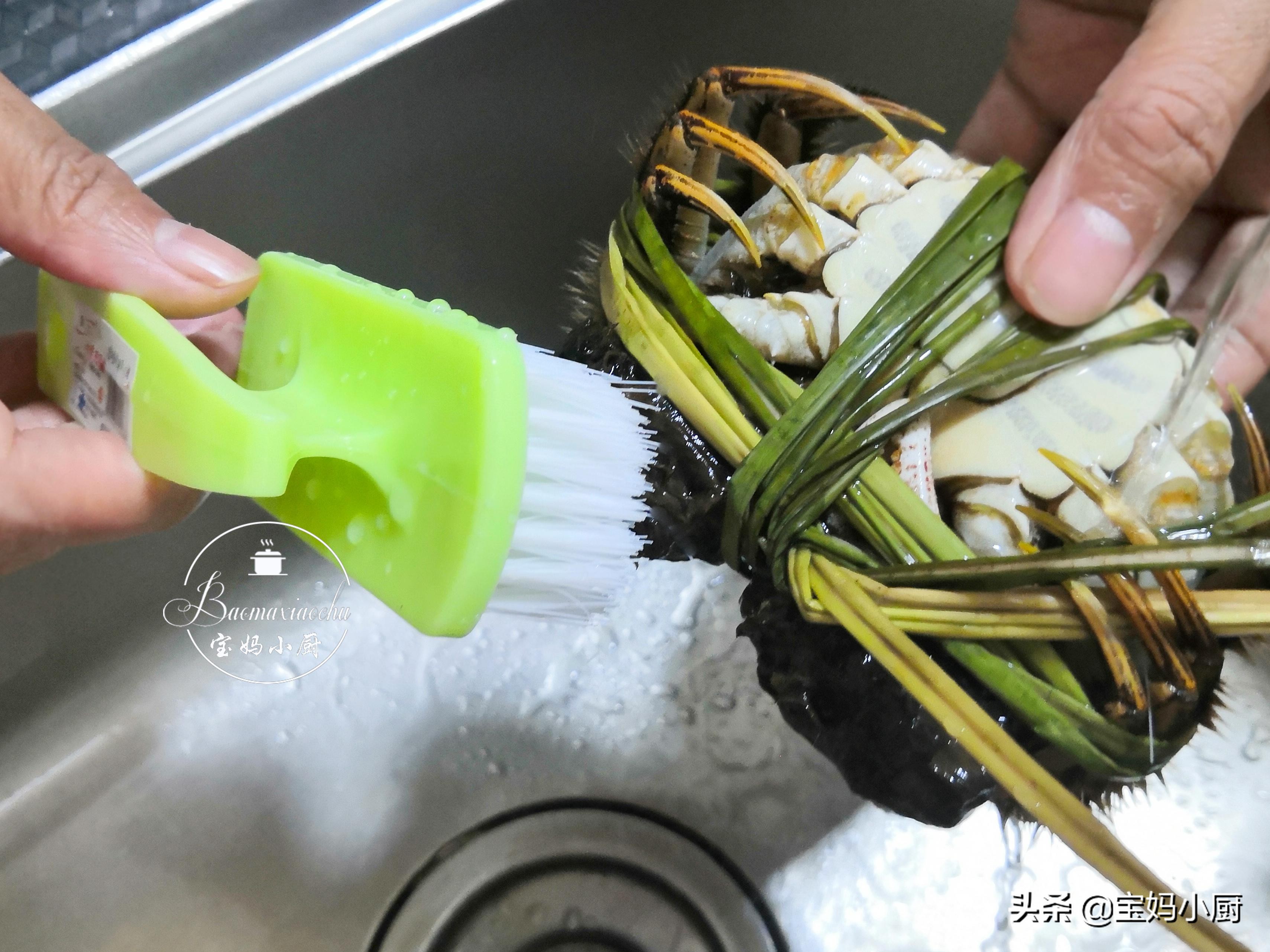 螃蟹蒸还是煮几分钟熟最好吃,螃蟹蒸水开几分钟熟最好吃