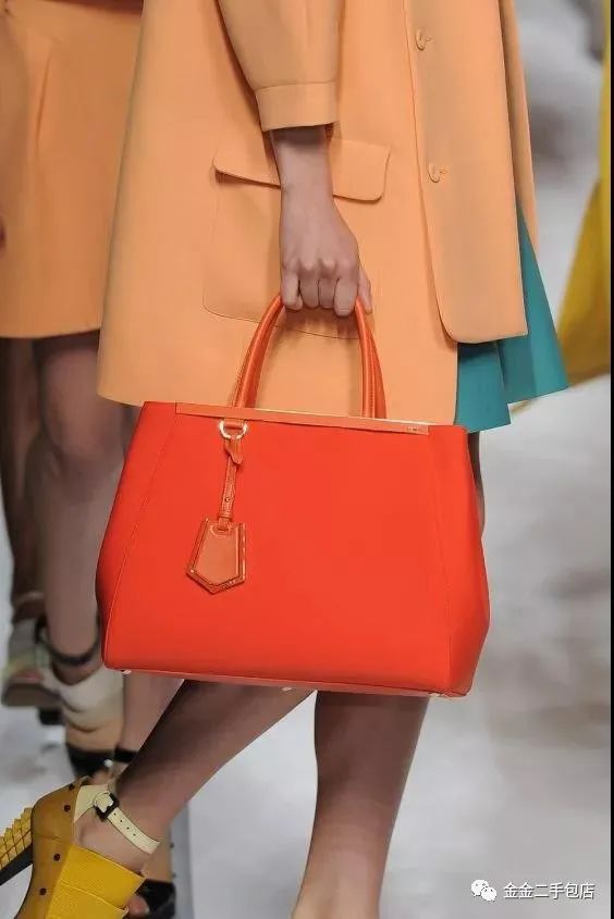 fendi皮草1995,fendi经典多色牛皮