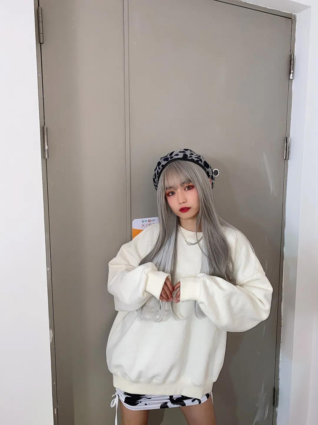 几千元的假发实际效果,为什么网上买的假发很便宜