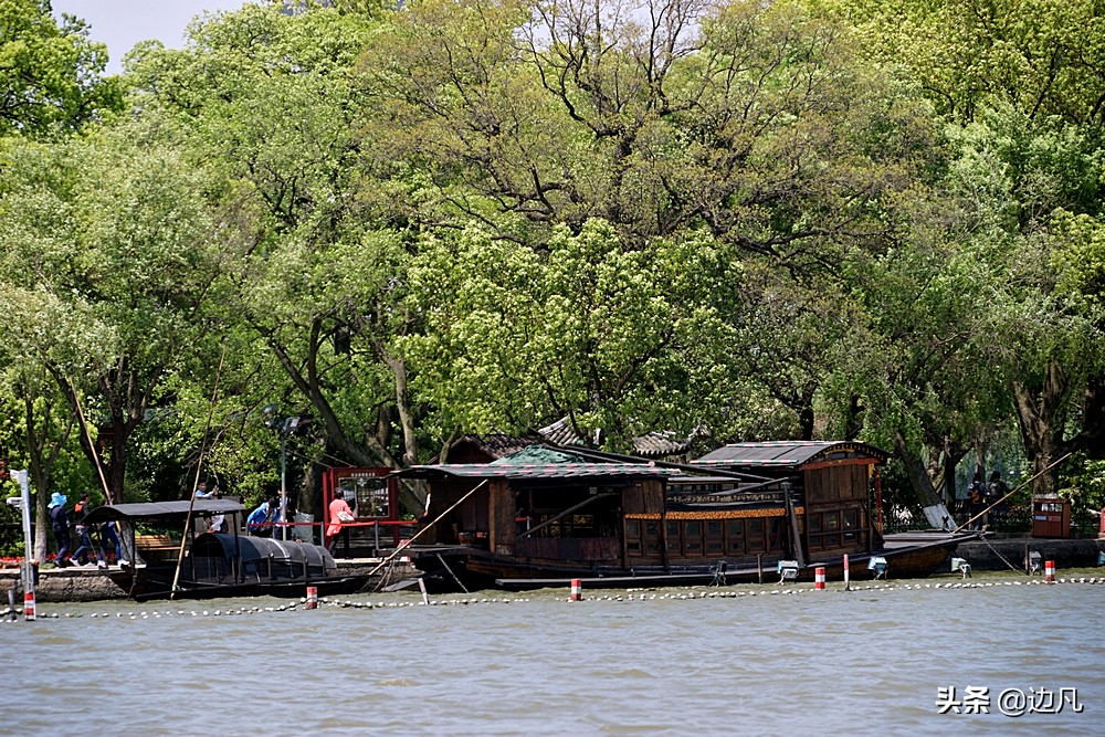 南湖是浙江三大名湖之一,嘉兴南湖三大名湖