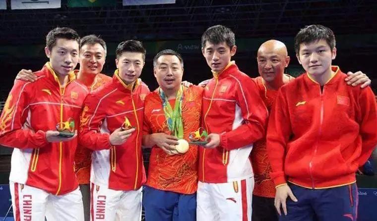 台湾不懂球的胖子原版解说,那个不懂球的胖子原视频