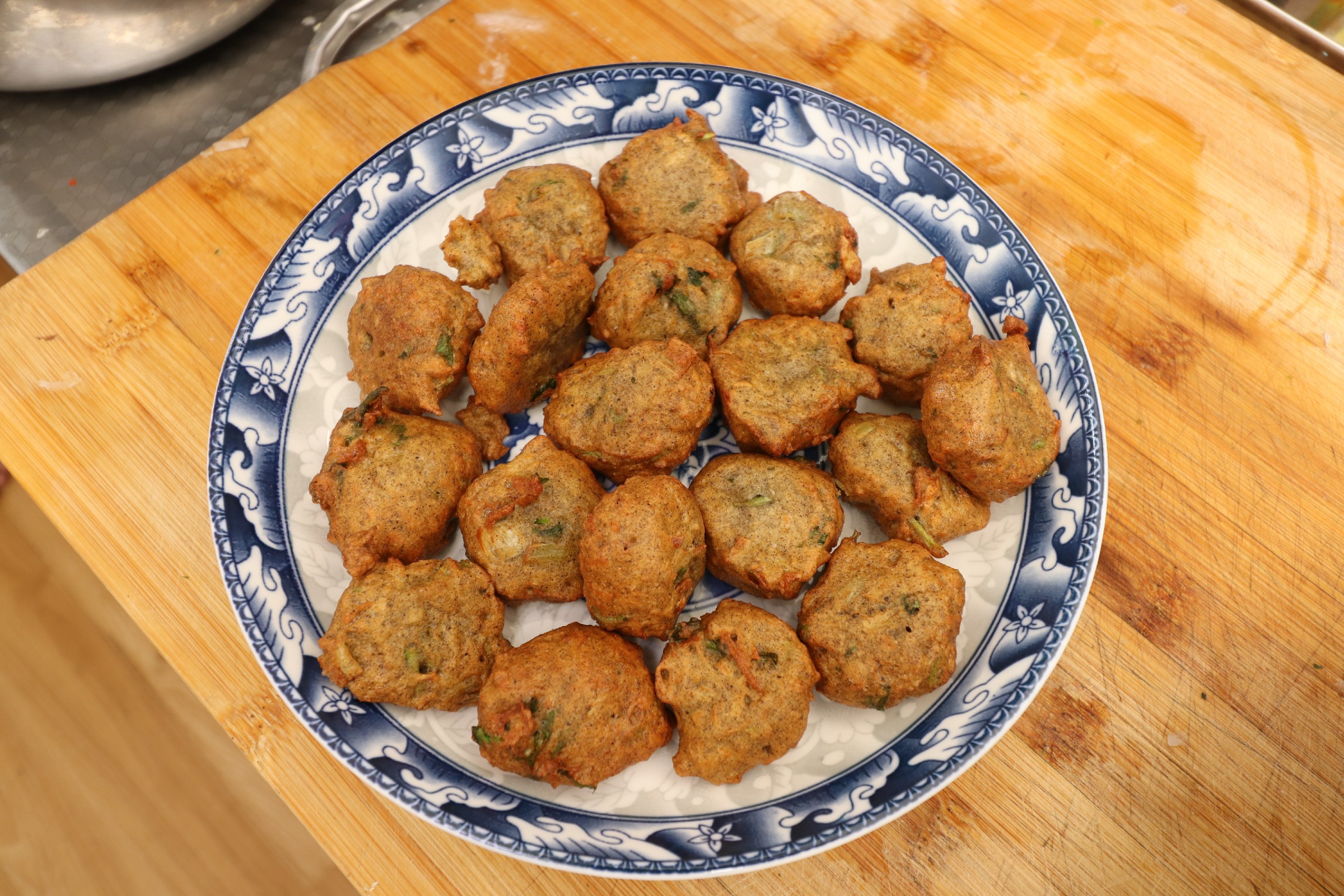 炸萝卜丸子要不要烫面,炸萝卜丸子不要肉末