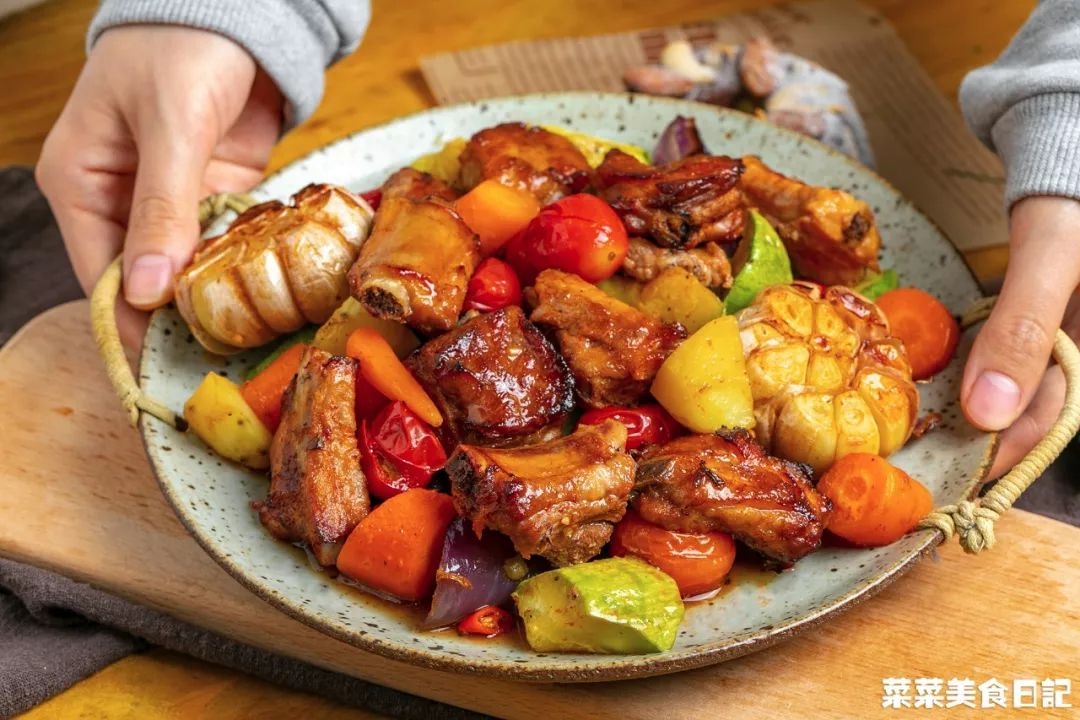 这道美食看着都能让人流口水,这道懒人美食你一定要学会