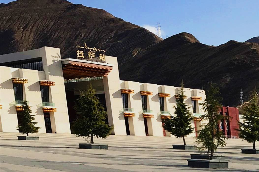 女孩独自一个人去旅游的心理,独自一人去西藏在哪里最好