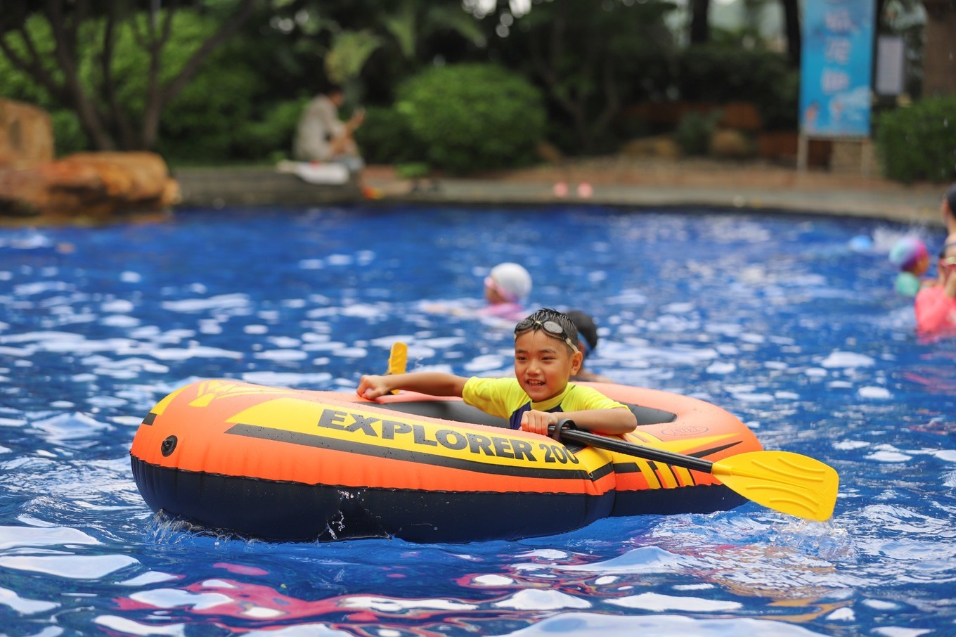 这里被称为广深后花园，每年夏天游人如织，有山有水的避暑胜地