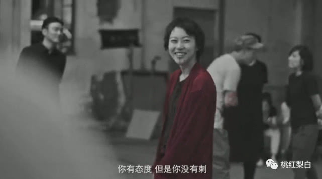 王菲蹦迪完整版视频,50岁王菲蹦迪扭动身体