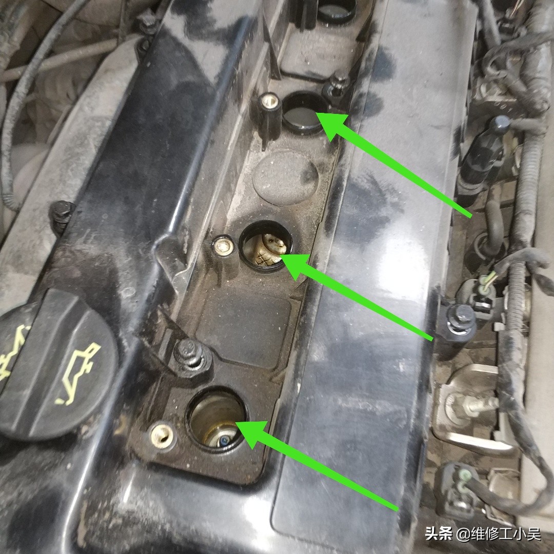 11年福克斯发动机渗油,11年福特福克斯发动机空转