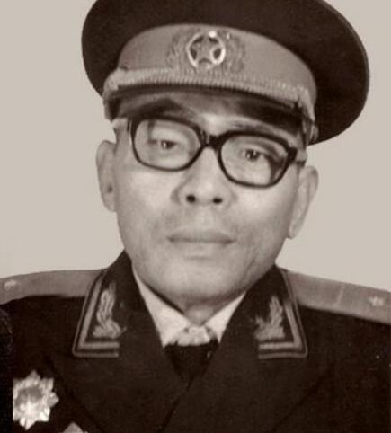 政委是开国大将，司令员是上将，参谋长为何只是少将