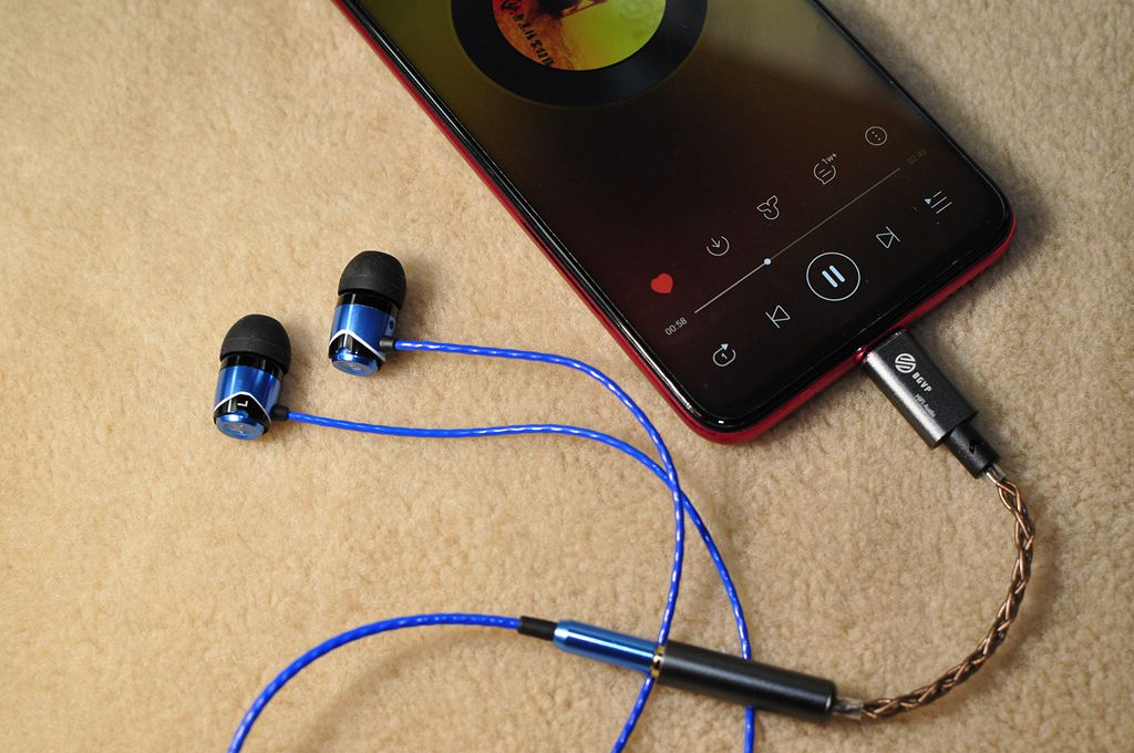 7年前这副百元耳塞横渡太平洋征服美国人，国内旗舰店仅售6千余条