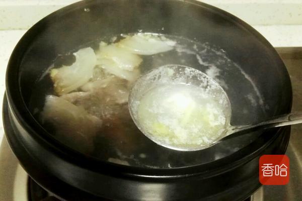 河蚌的既简单又好吃的做法,河蚌最好吃的做法