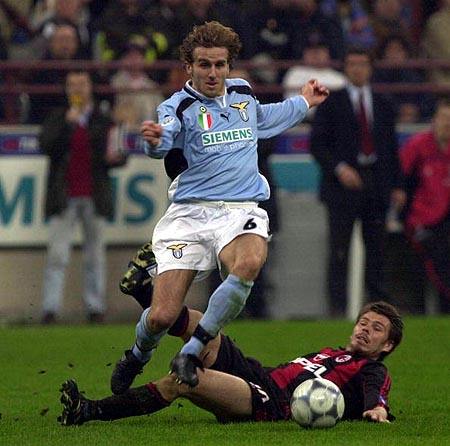 16-17欧洲足坛十大边锋,足坛十大重炮手第一名