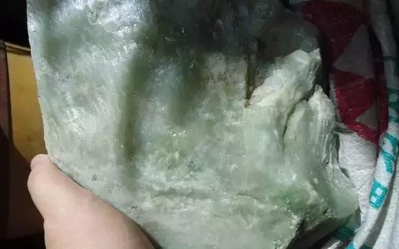 真玉石的简单鉴别,玉石真假查询