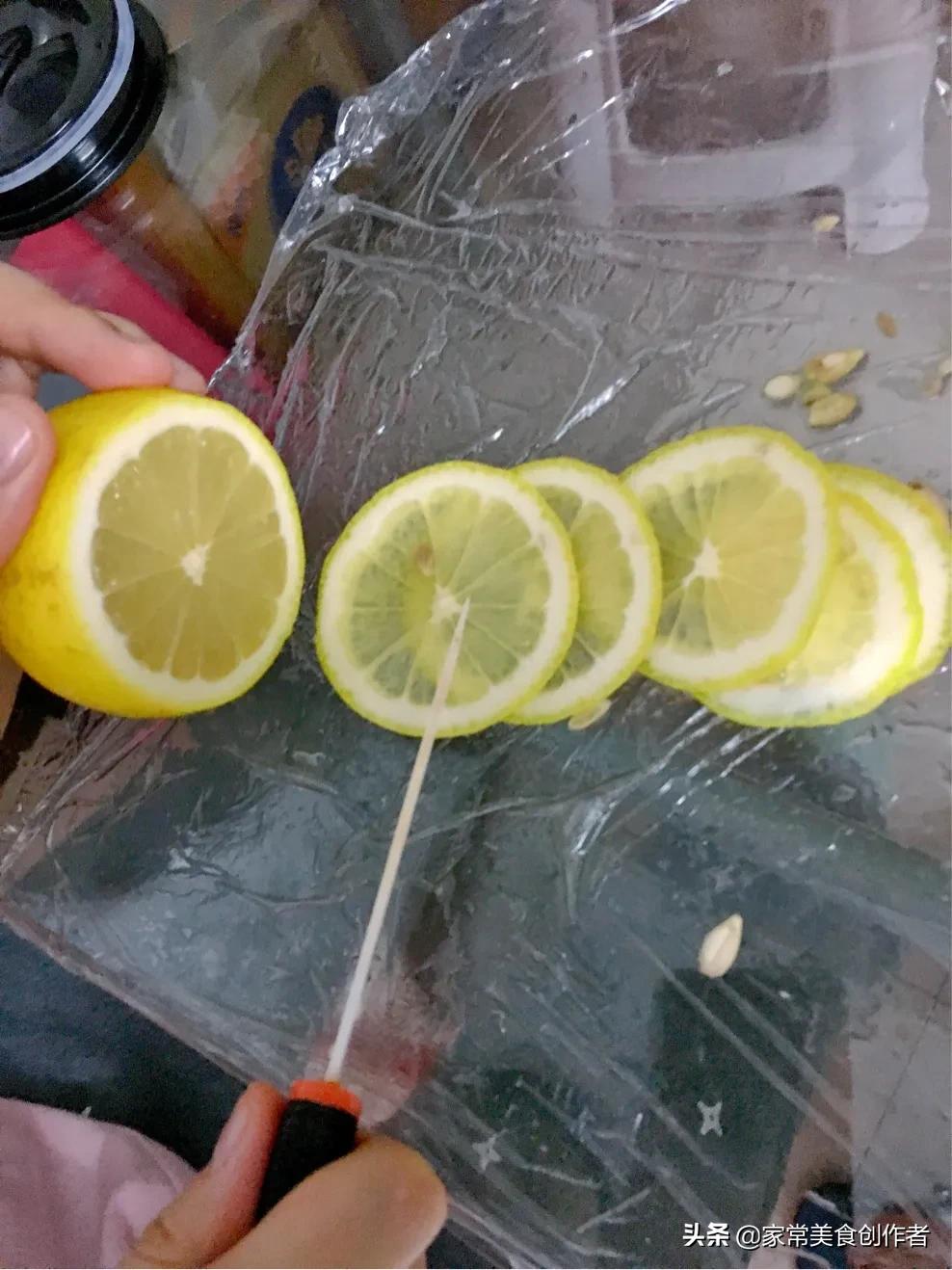 柠檬蜂蜜水止咳化痰一天喝几次,自制蜂蜜柠檬能治咳嗽