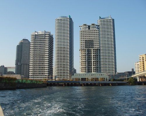 为什么那么多人去中国买车,为什么中国人都愿意去日本打工