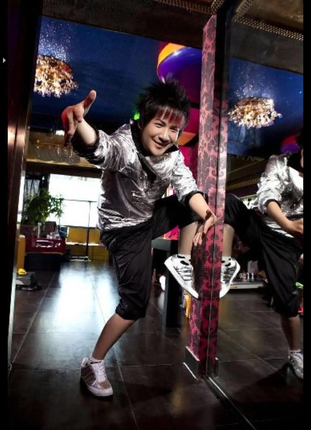 omg李佳琦原版素材,omg李佳琦香水