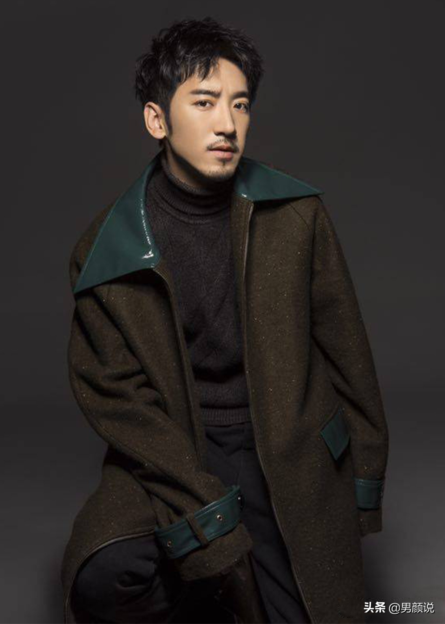 从话剧舞台走出来的雅痞型男,被赞演技精湛,网友却说他丑:无语