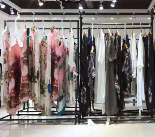 广州摆地摊拿货最便宜的批发市场,深圳地摊货哪里进货便宜