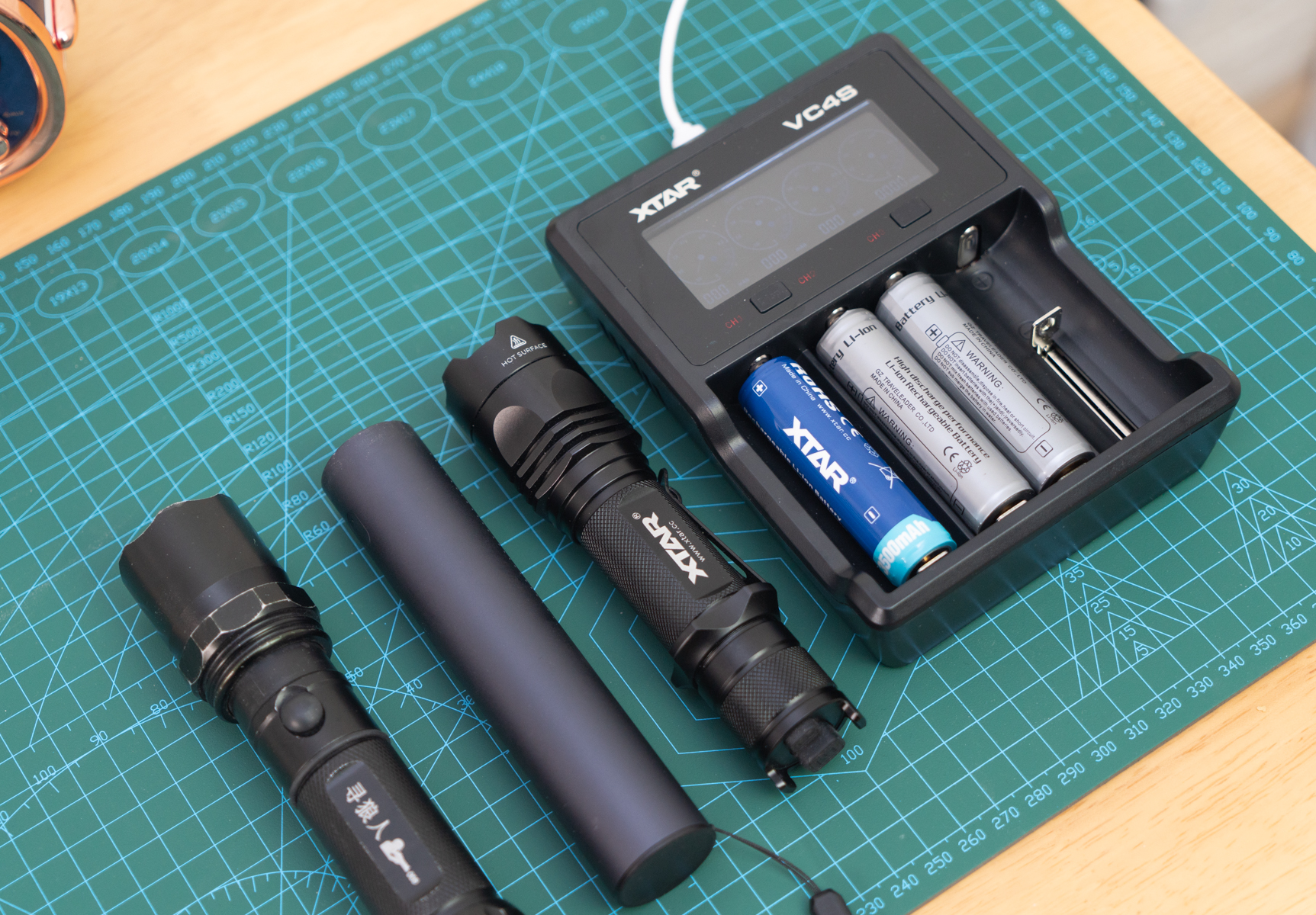 vc4s智能充电器,废电池随便扔