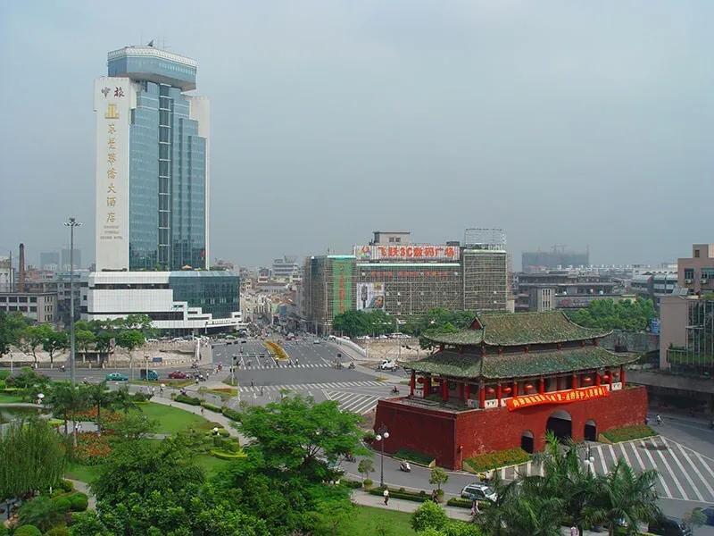 东莞华侨大酒店振华路店,东莞华侨大酒店旧址