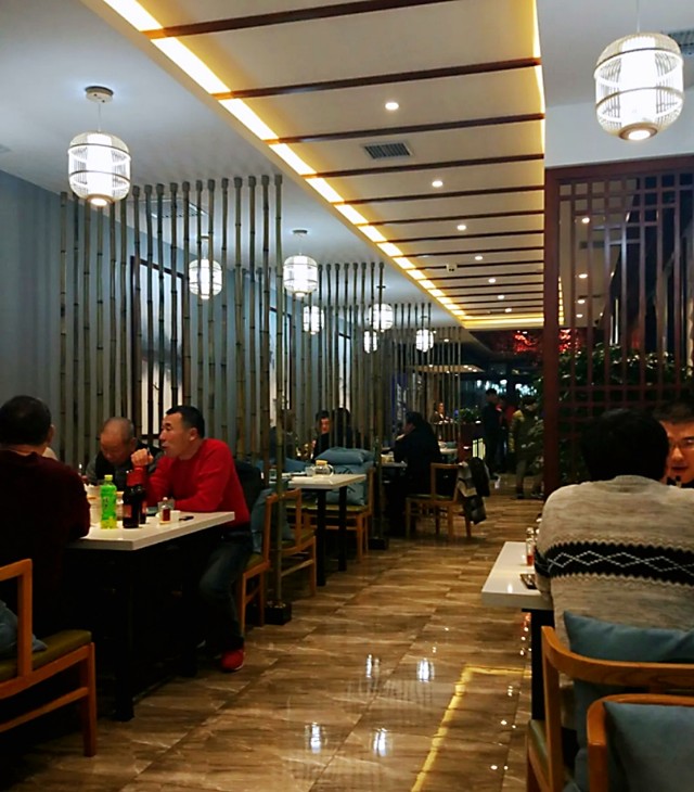 接地气的家常菜馆名字大全,好听接地气的餐饮店名