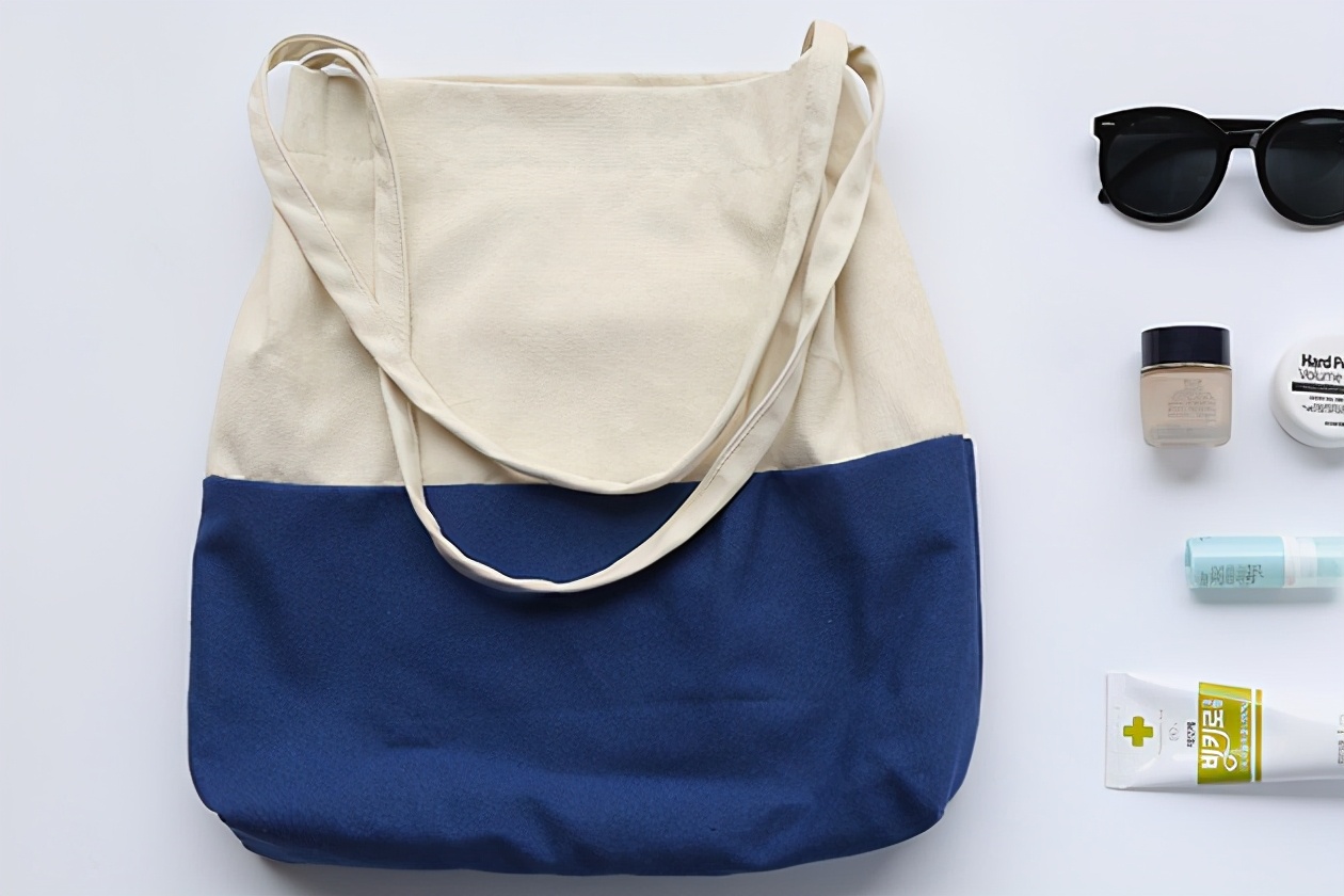 帆布包怎么保养不掉色,帆布包怎么打理才能蓬松